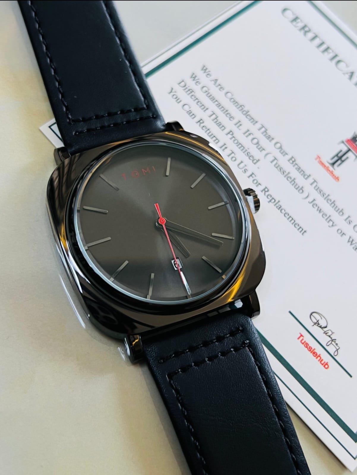 Tomi T-084 Men’s Quartz Date Watch - Image 3